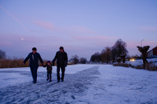 Schaatsen op de Oude IJssel, Magnolialaan, Doesburg.