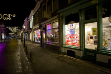 Kerstraat, koopavond.
