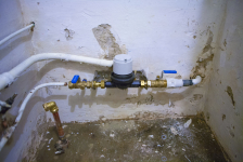 De hoofdaansluiting.