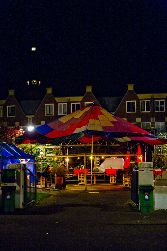 Koninginnenachtfeestje Veerpoortdijk, Doesburg.