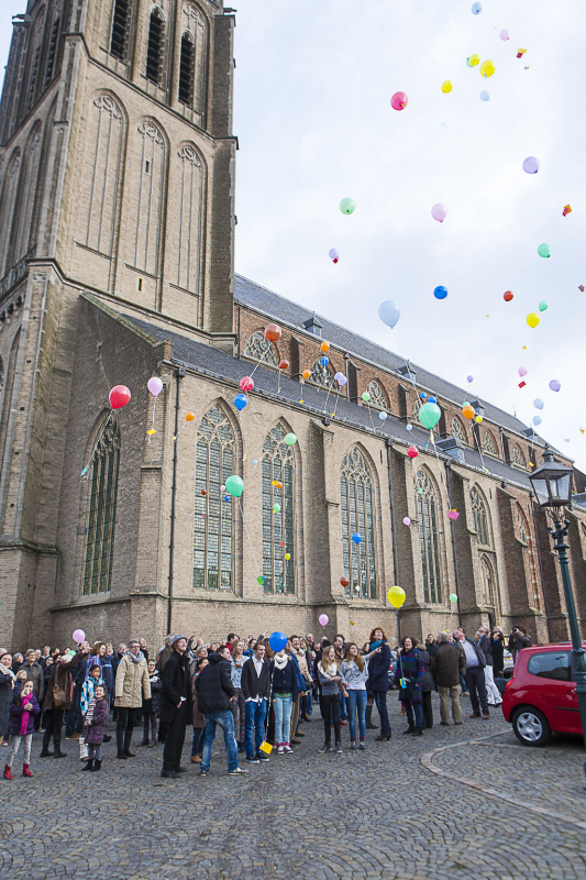 Ballonnen ten hemel.