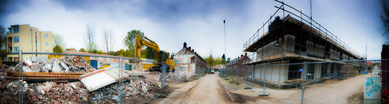 Sloop van oud  en bouw van nieuw.